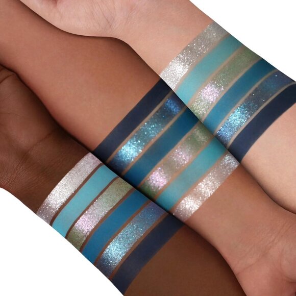 Glaminatrix Cosmetics Elevated Eyes eyeshadow palette - Picture 5 of 5